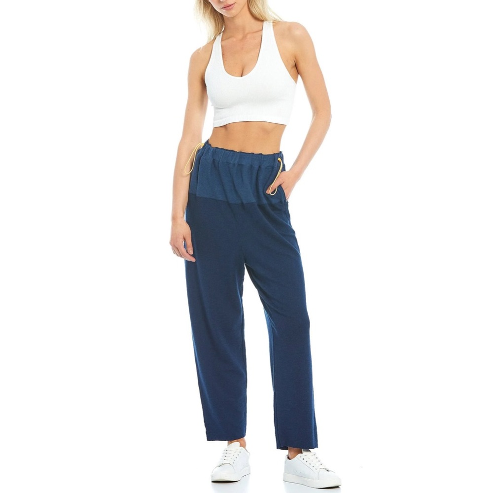 NWT Free People Movement Surfside sweatpants in blue size XS
